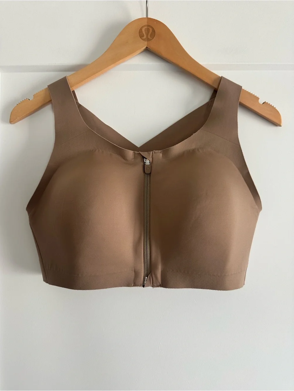 Lululemon Enlite Bra *Zip Front 36D